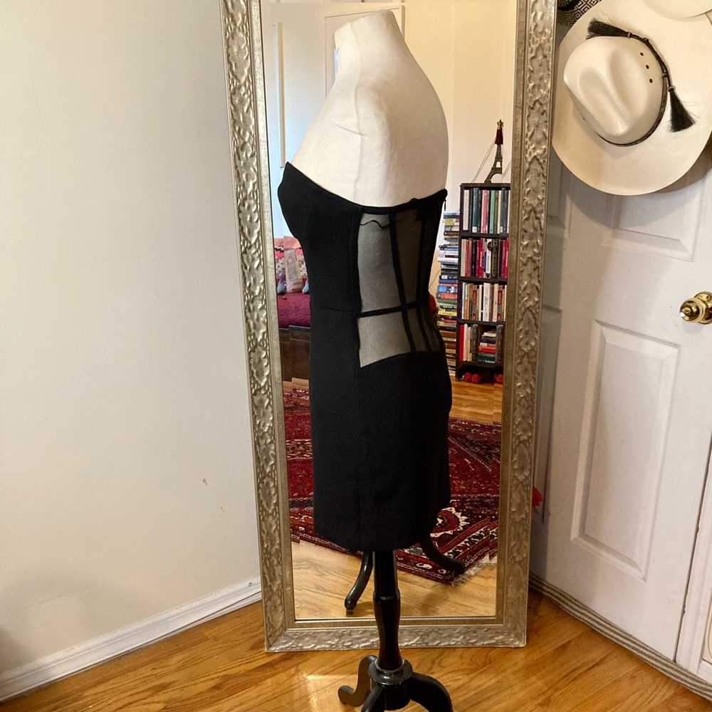 Amanda Uprichard 🖤 Ponte stretch, mesh back, strapless mini dress. Size small.